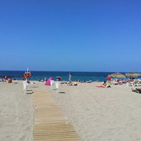 Villa Beachfront Romantica With Private Pool, Jacuzzi, Large Terrace, Bbq, Wifi, Parking