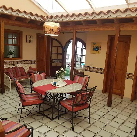 Beachfront Romantica With Private Pool, Jacuzzi, Large Terrace, Bbq, Wifi, Parking Costa Adeje (Tenerife)