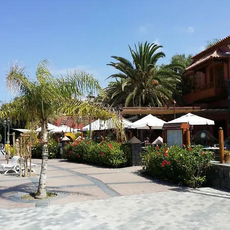 Villa Beachfront Romantica With Private Pool, Jacuzzi, Large Terrace, Bbq, Wifi, Parking